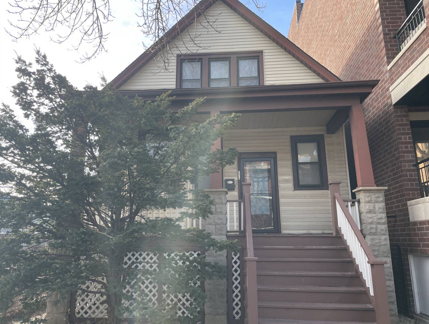 Chicago, IL 60625,4928 N Damen AVE
