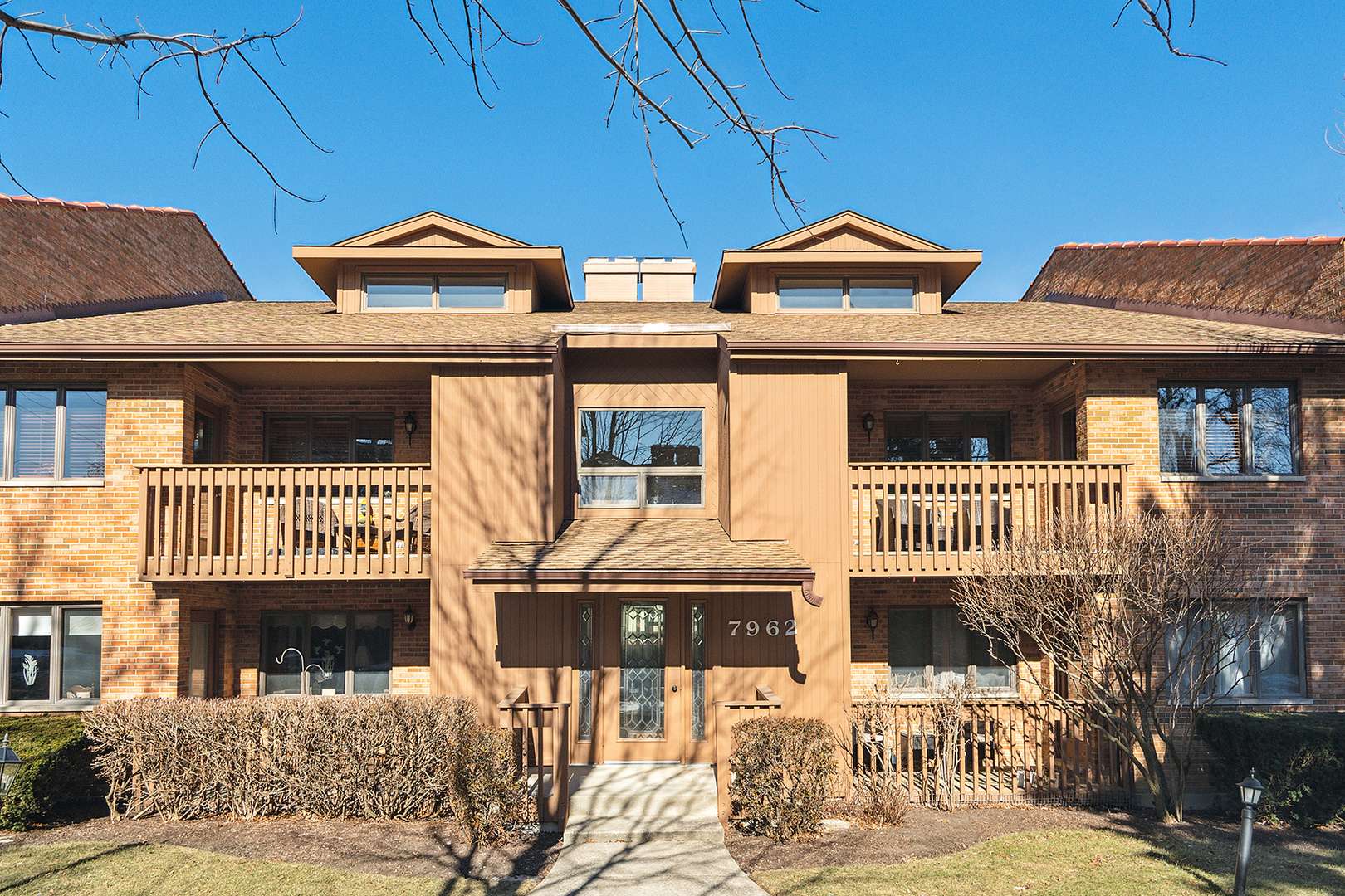 Burr Ridge, IL 60527,7962 Garfield AVE #109