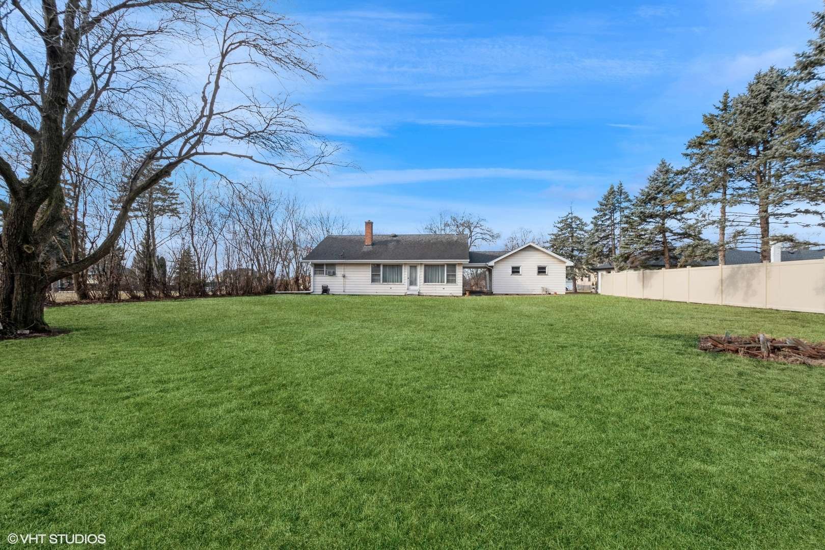 Northbrook, IL 60062,2065 Walnut CIR