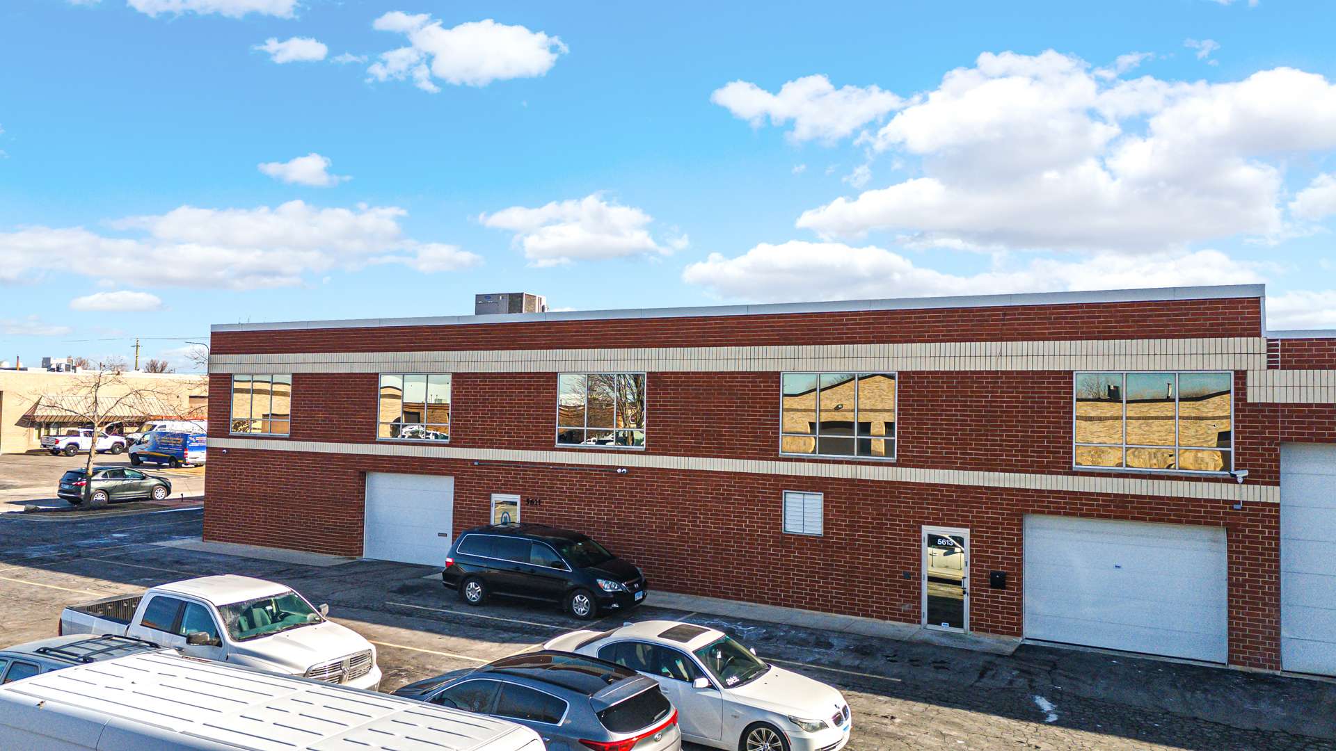 Alsip, IL 60803,5613 W 120th ST #5611-5613
