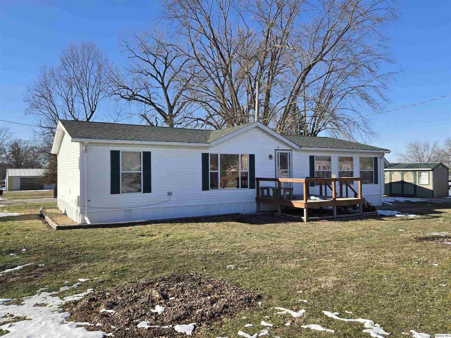 Versailles, IL 62378,115 W First
