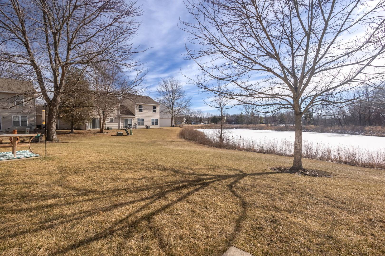 Round Lake Beach, IL 60073,1169 N Nature CT