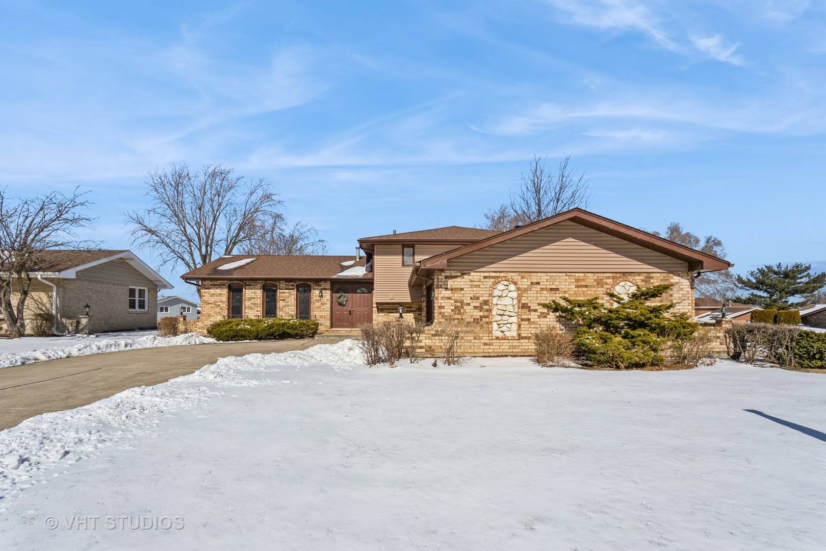 Homer Glen, IL 60491,12426 W Martingale LN