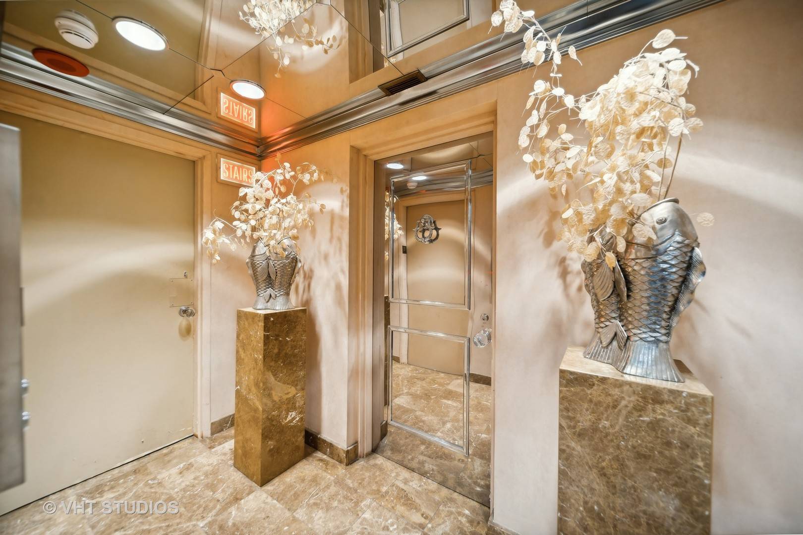 Chicago, IL 60610,1300 N Lake Shore DR #18D