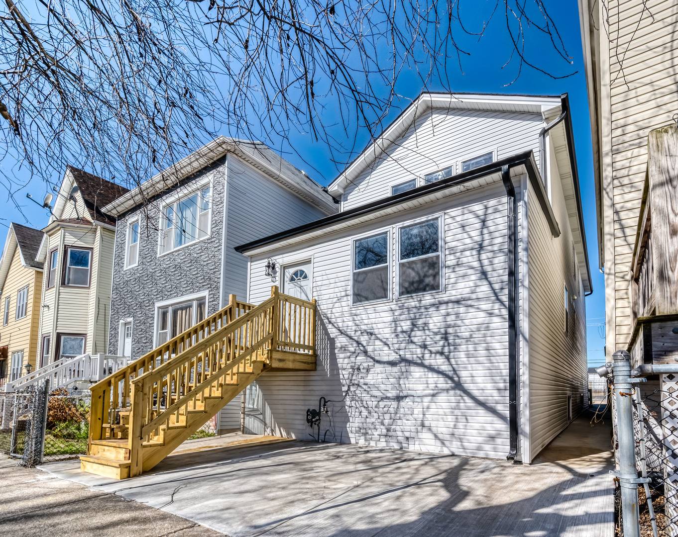 Chicago, IL 60609,606 W 47th PL