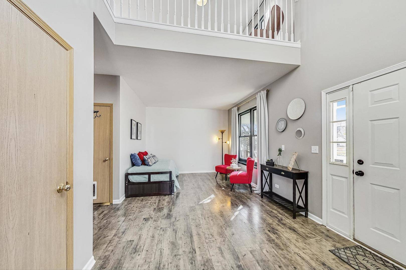 Lake In The Hills, IL 60156,5315 Briarfield LN