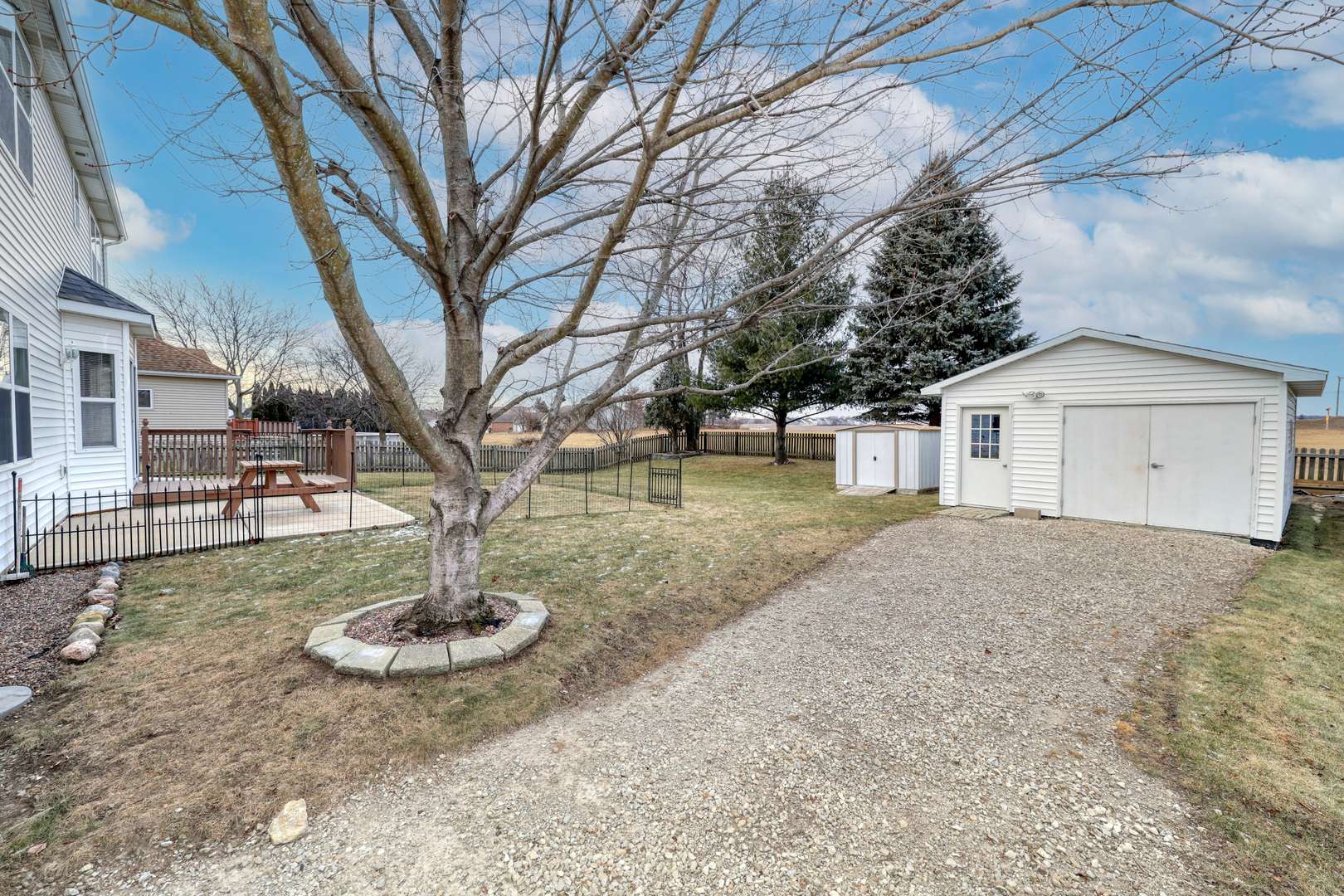 Elburn, IL 60119,672 Westlake DR