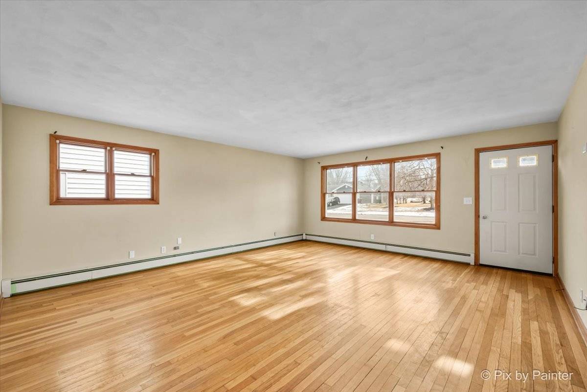 Woodstock, IL 60098,624 Oak ST