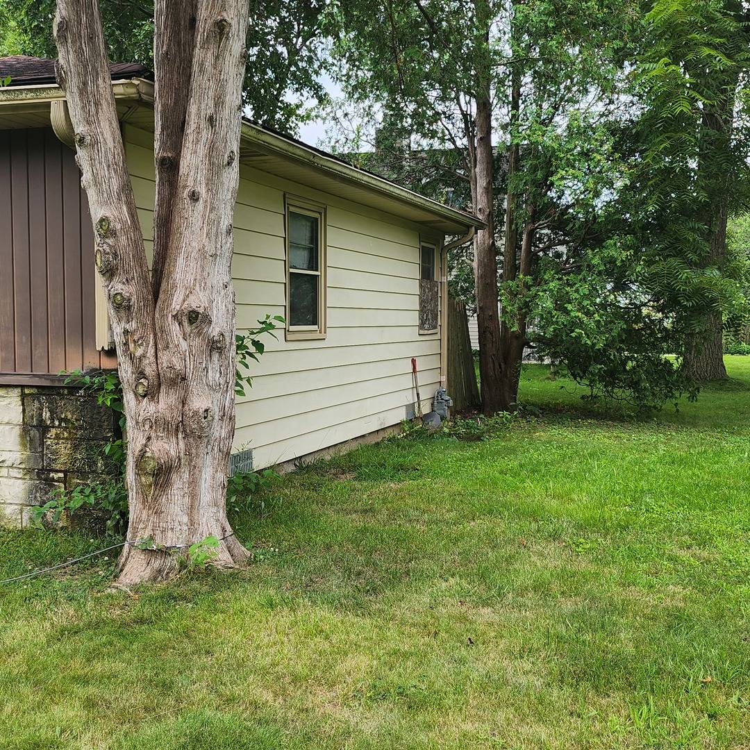 Winthrop Harbor, IL 60096,1619 10th ST