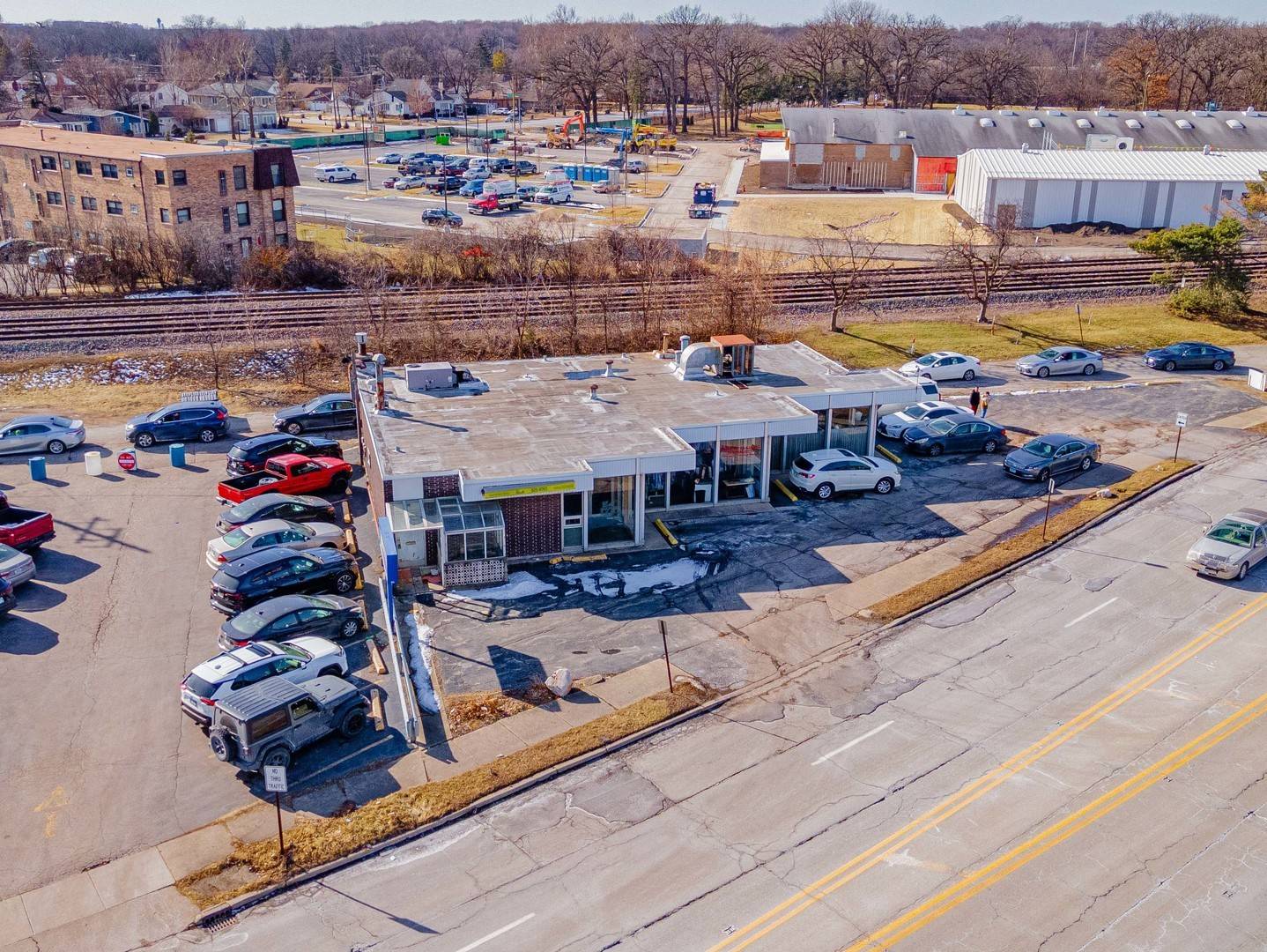Park Ridge, IL 60068,1060 Busse HWY