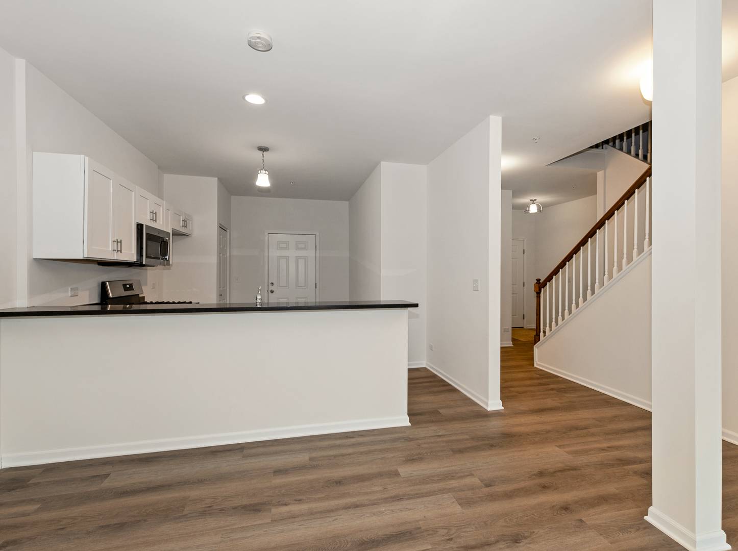 Matteson, IL 60443,985 Regent DR