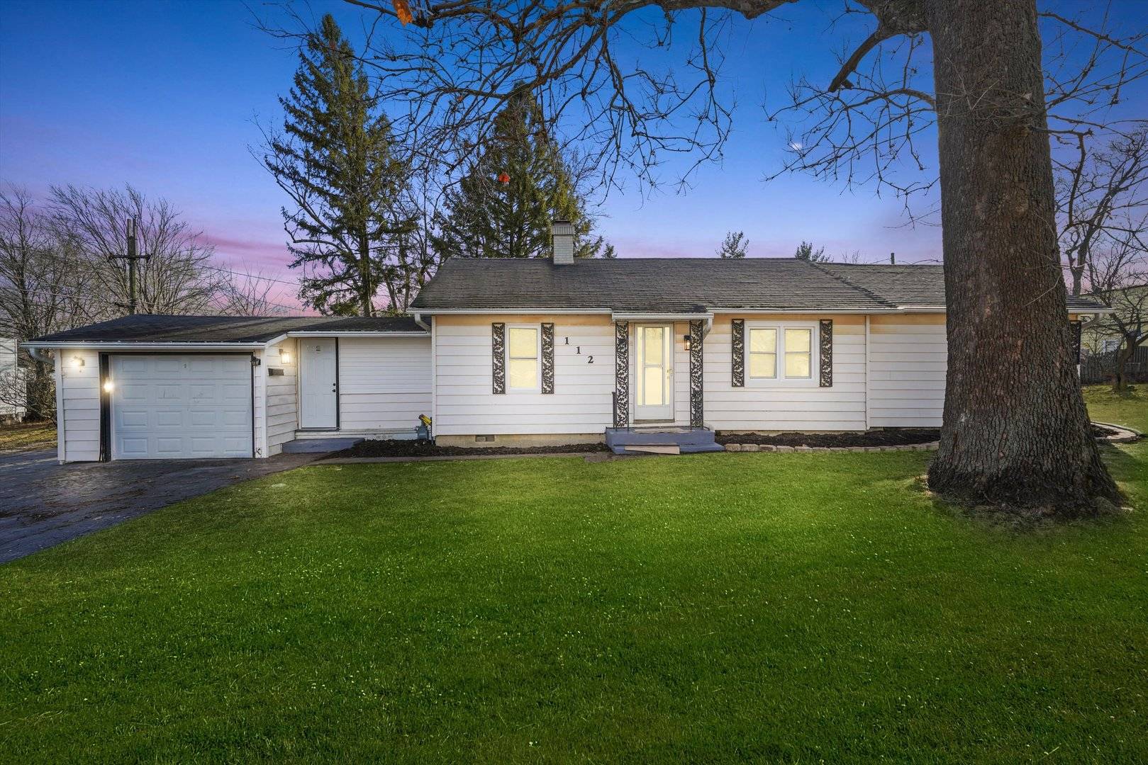 New Lenox, IL 60451,112 E 2nd AVE