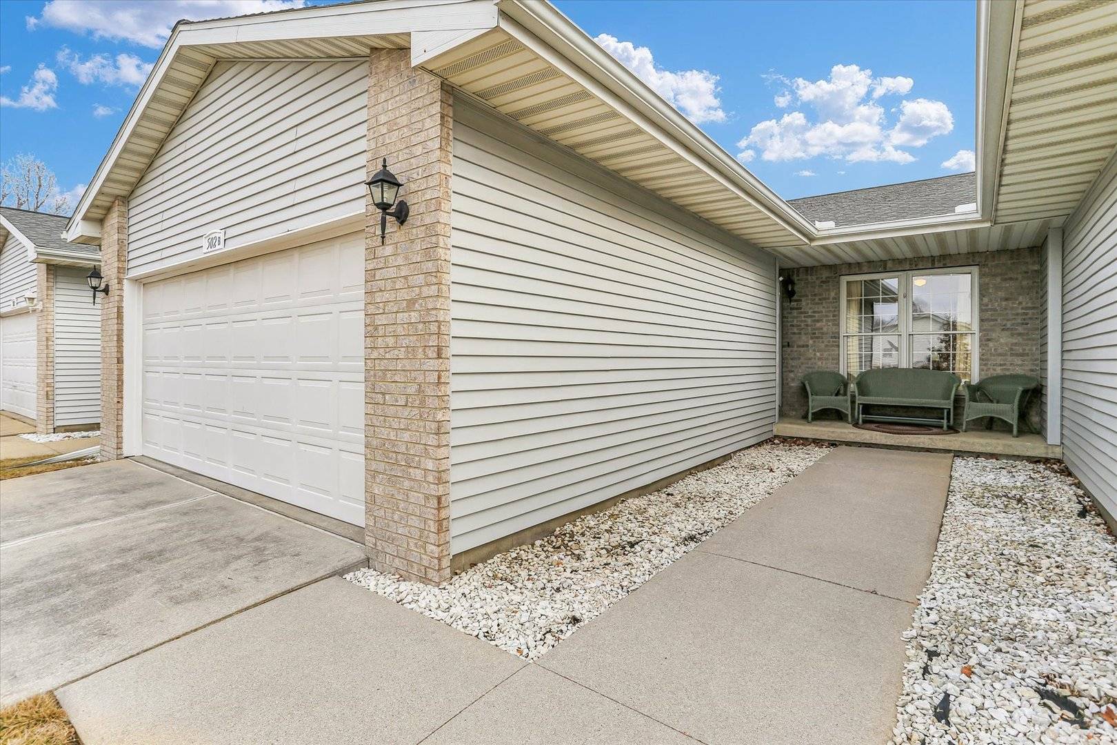 Champaign, IL 61822,502B Creve Coeur DR #0