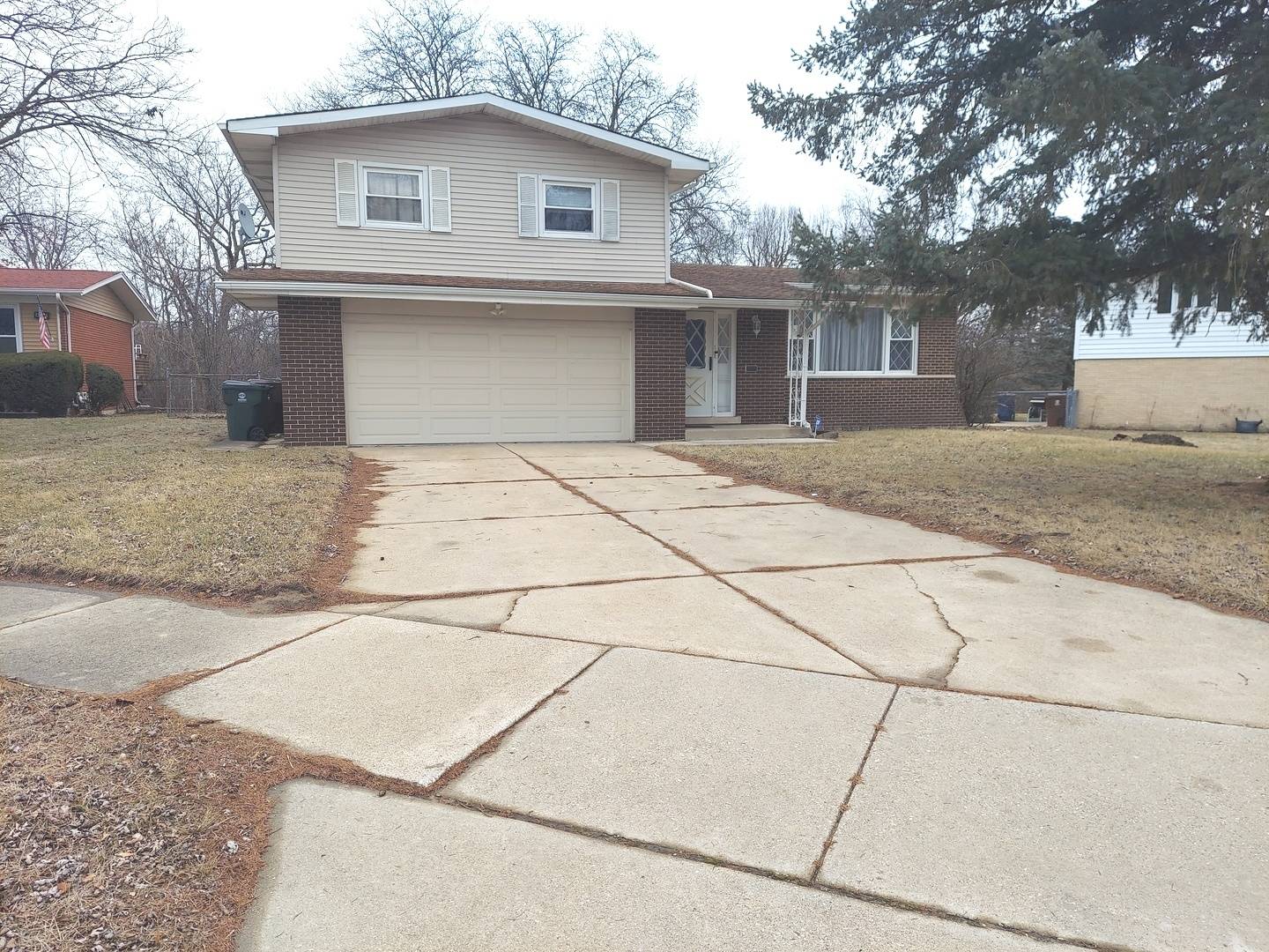Glenwood, IL 60425,401 N Pleasant DR