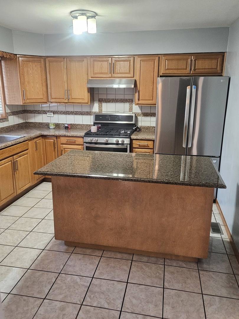 Bellwood, IL 60104,227 48TH AVE