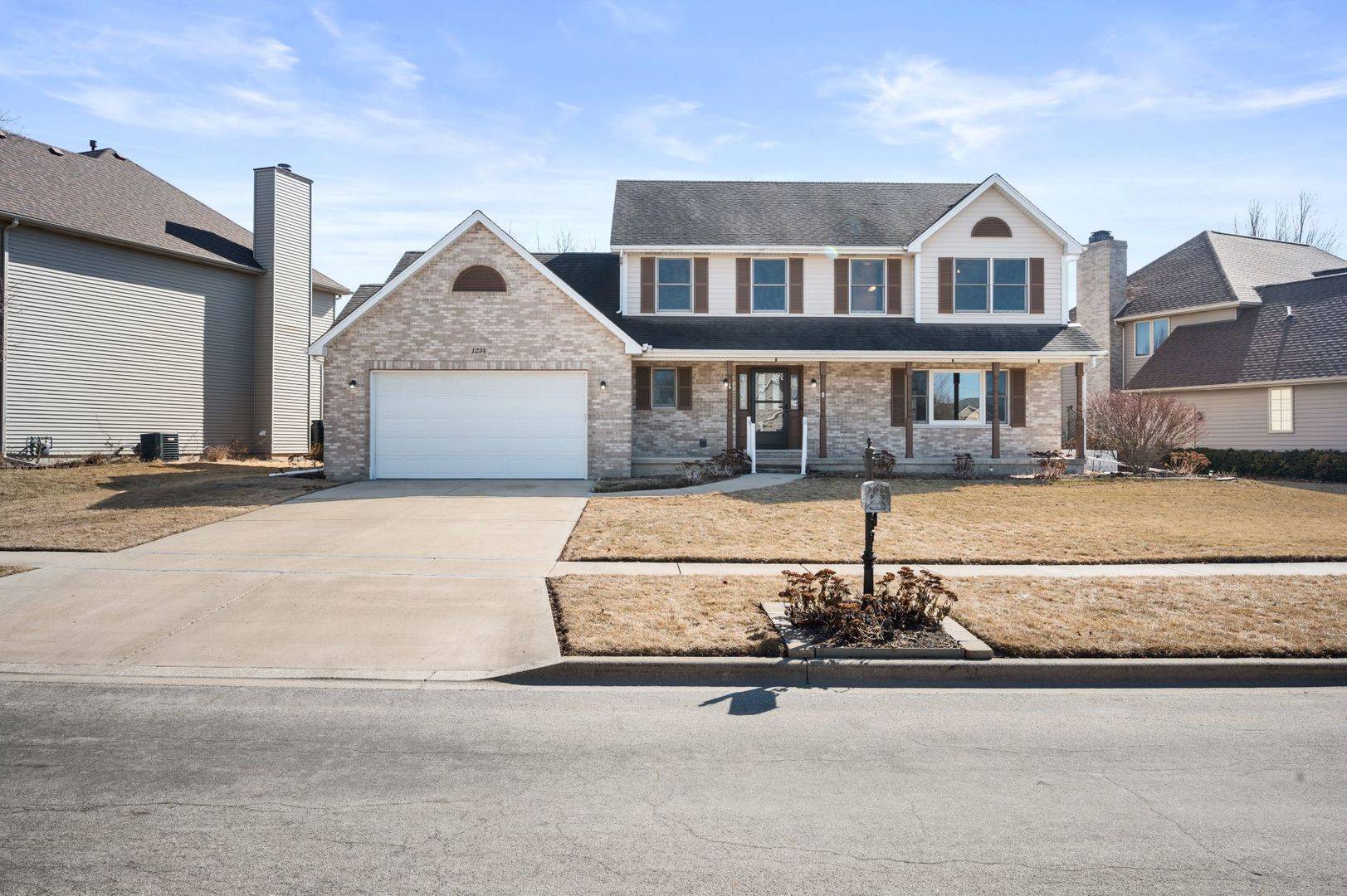 Sycamore, IL 60178,1234 Yorkshire DR N