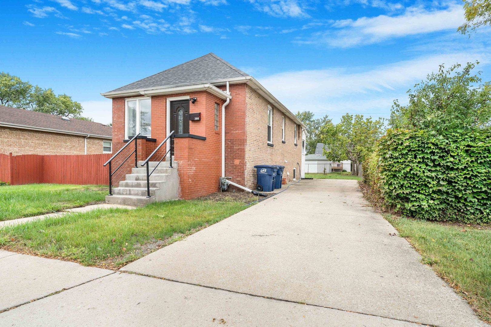 Maywood, IL 60153,2006 S 1st AVE