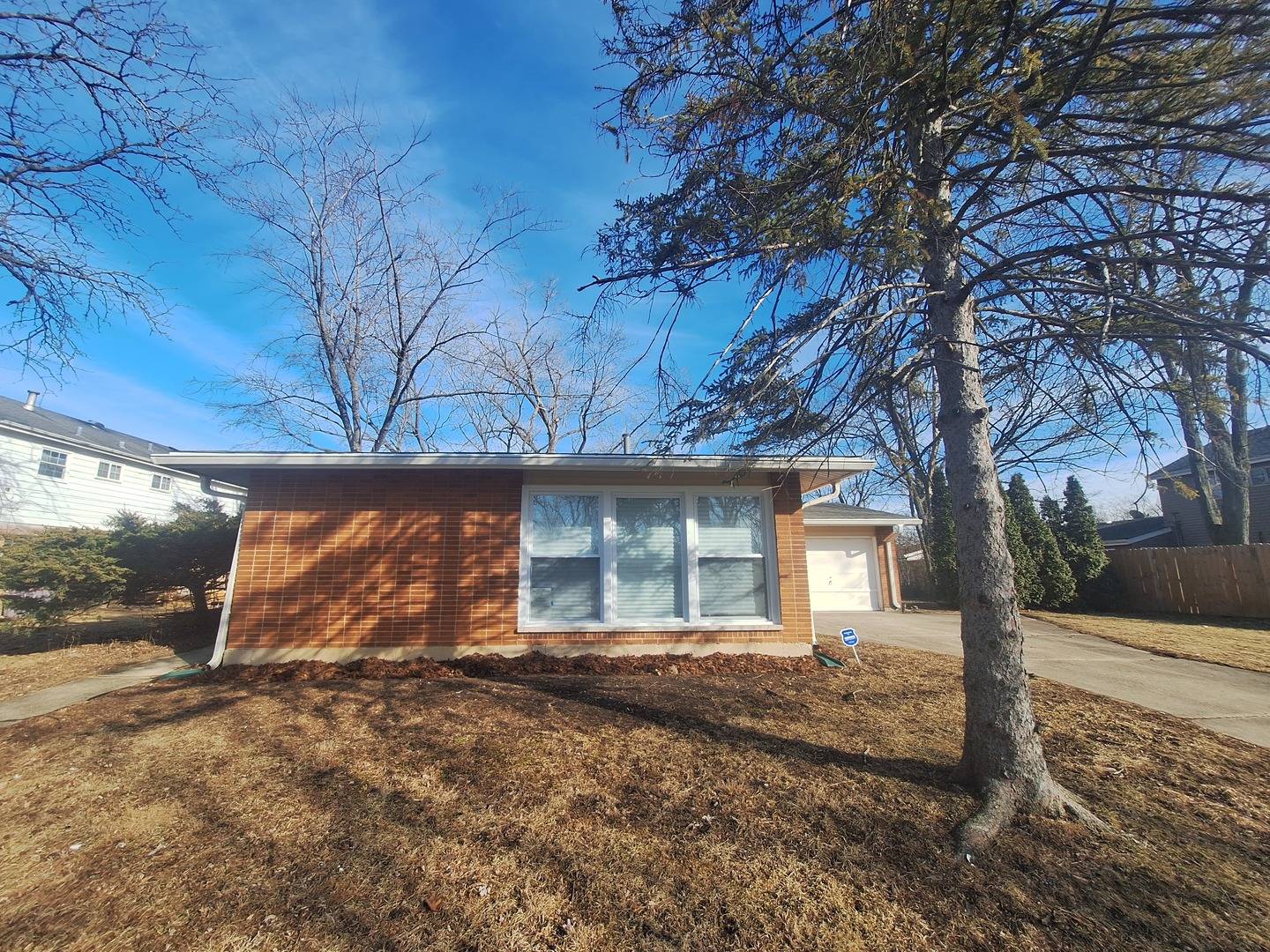 Park Forest, IL 60466,411 Douglas ST