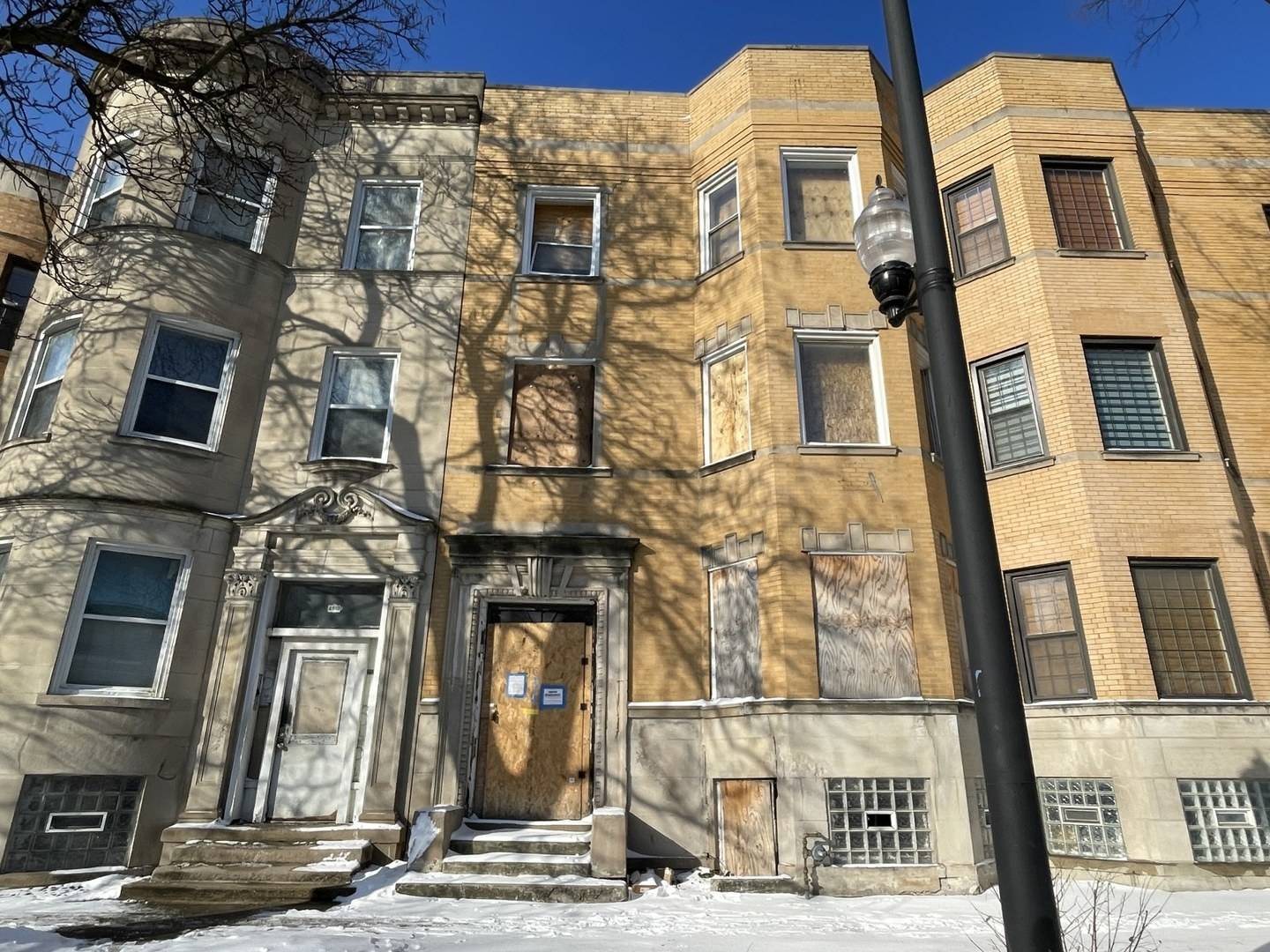 Chicago, IL 60615,4908 S Indiana AVE