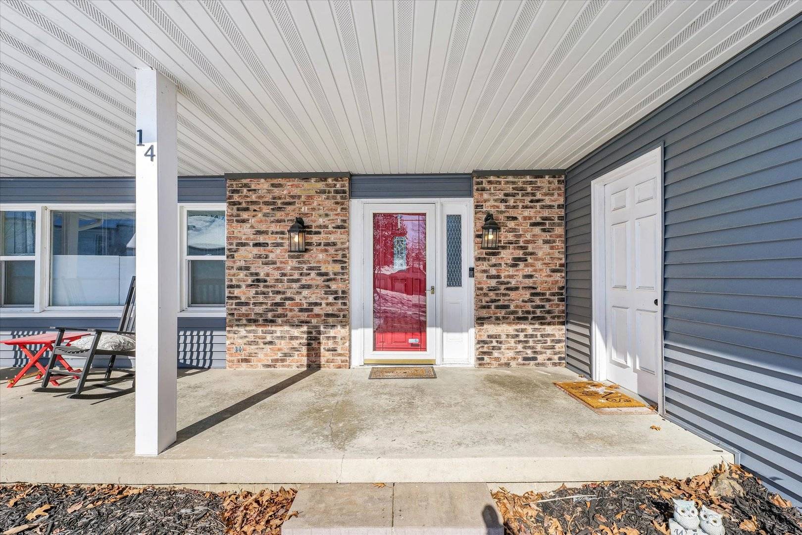 Savoy, IL 61874,14 Holly CT