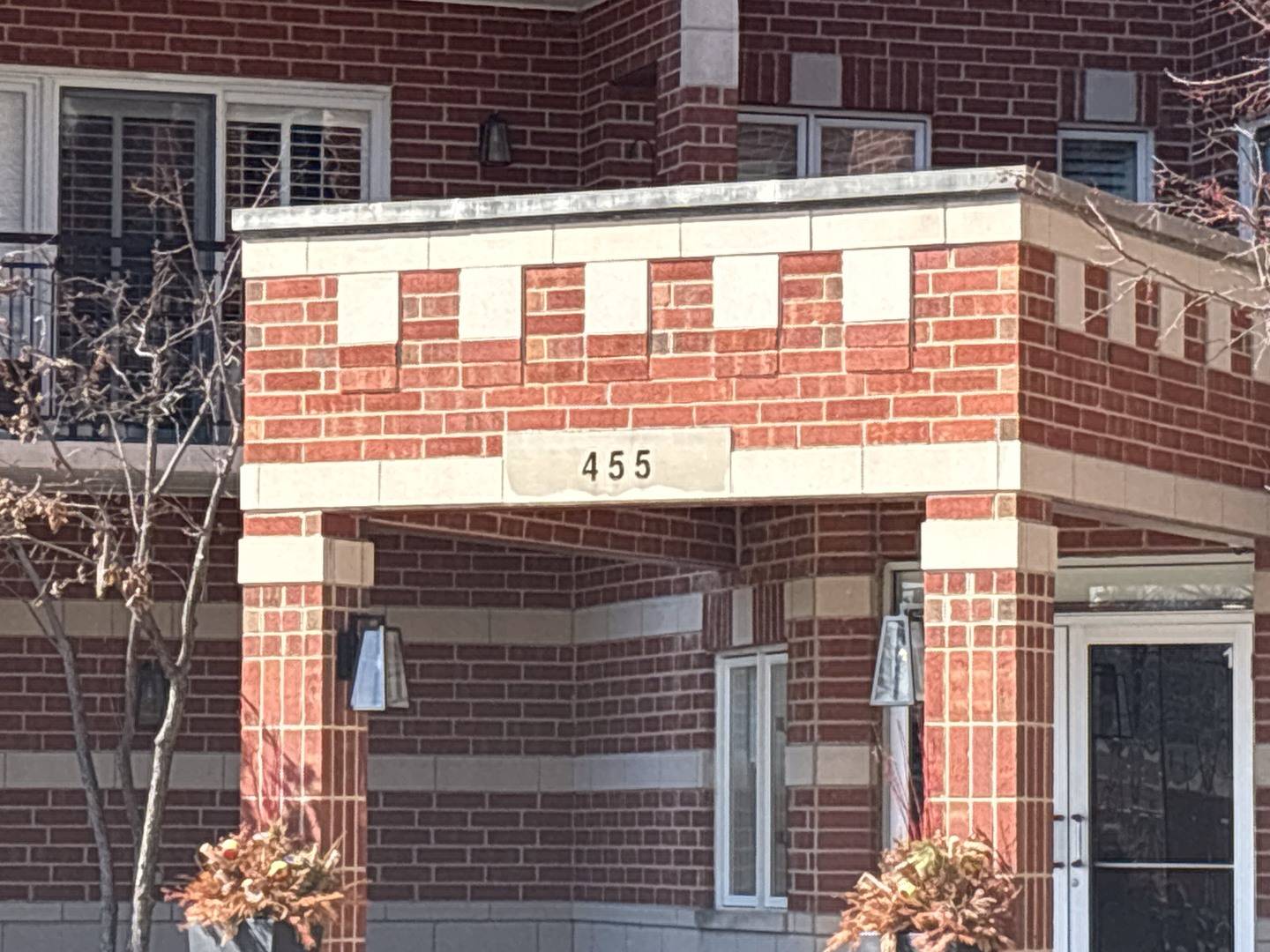 Wheaton, IL 60187,455 W Front ST #2-208
