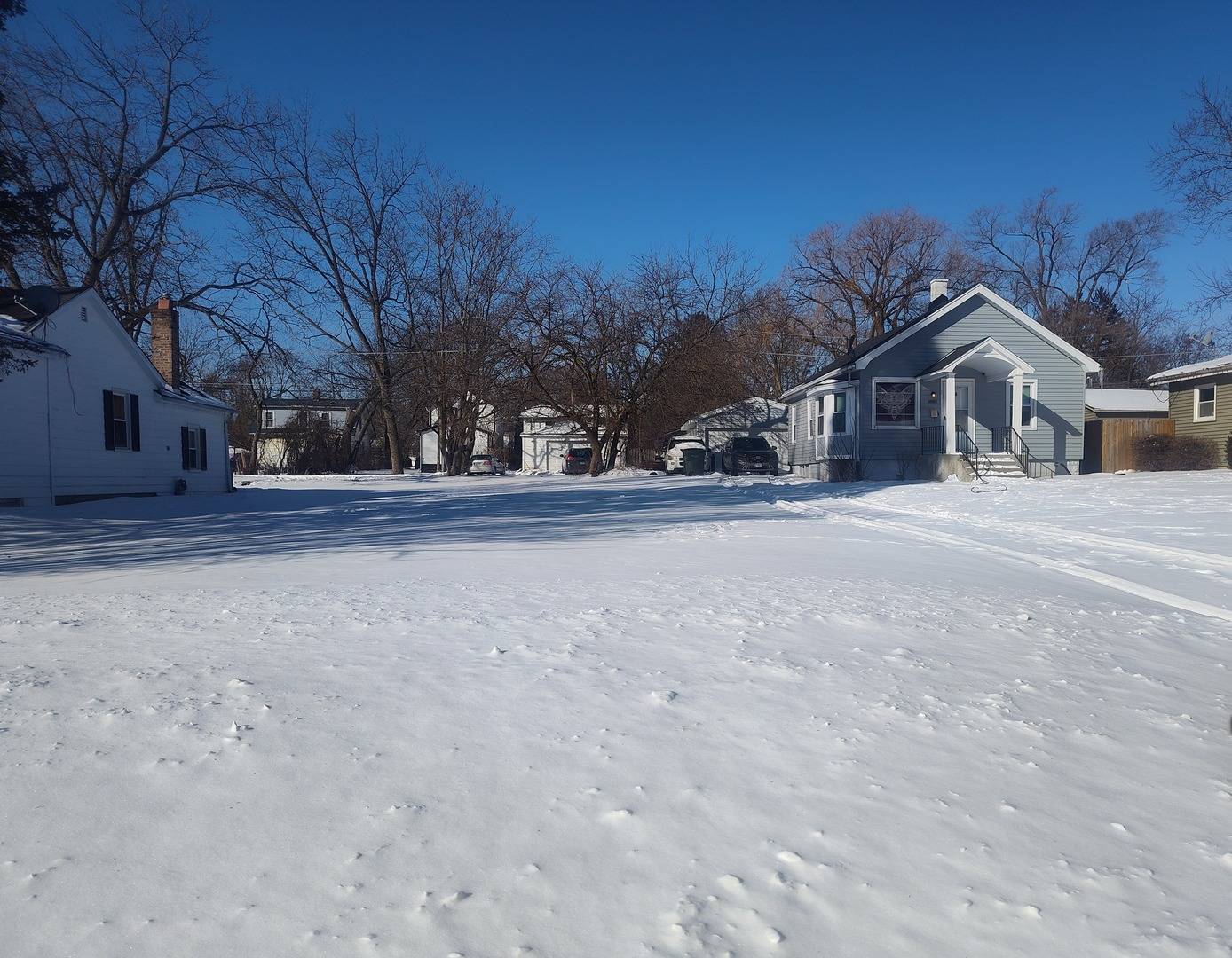 Zion, IL 60099,3216 Gilboa AVE