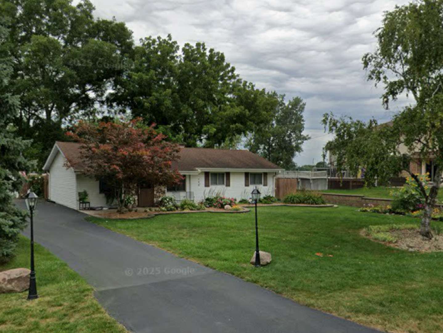 Orland Park, IL 60462,8951 Chadbourn DR