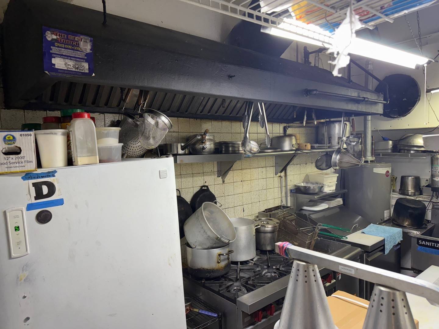 Chicago, IL 60614,806 W WEBSTER AVE