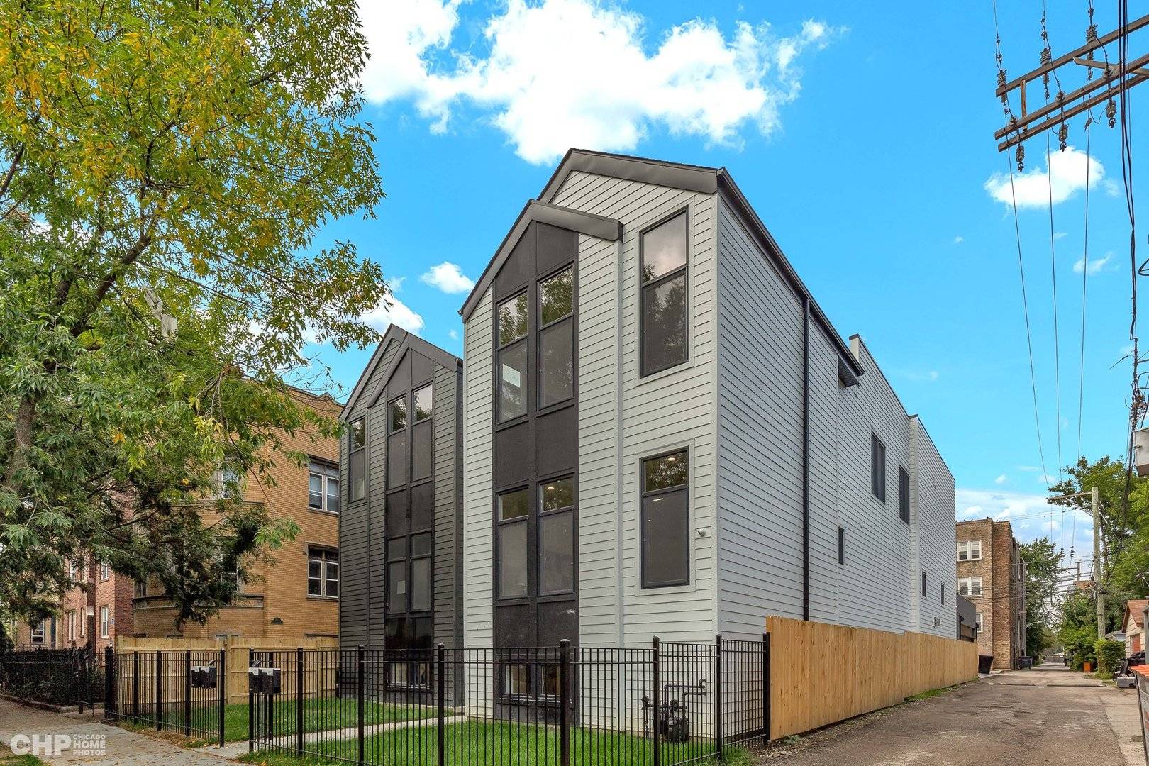 Chicago, IL 60647,2138 N Sawyer AVE #1
