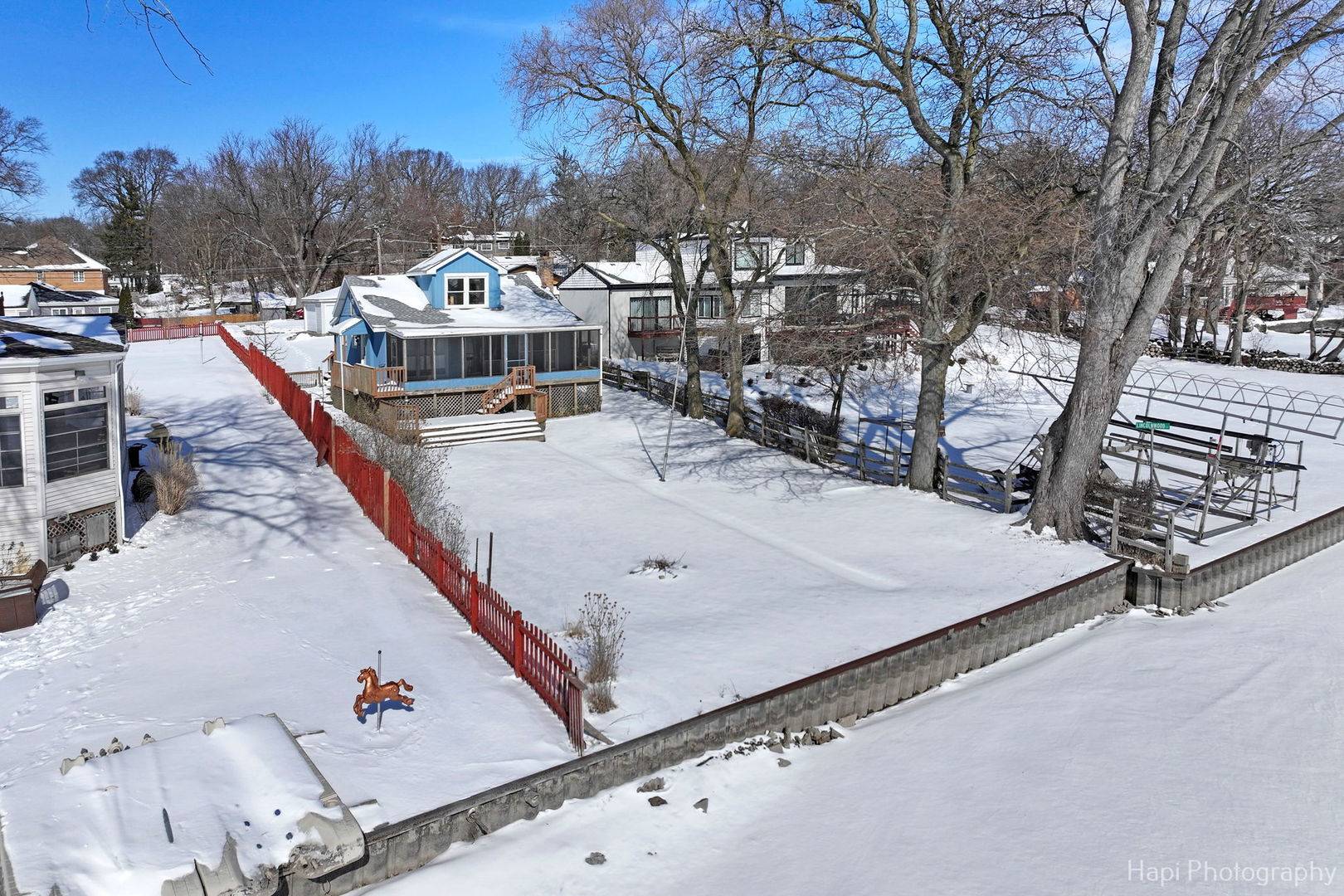 Spring Grove, IL 60081,27753 W LAKE SHORE DR