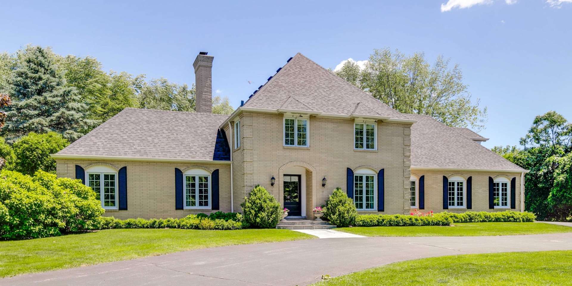 Lake Forest, IL 60045,471 Butler DR