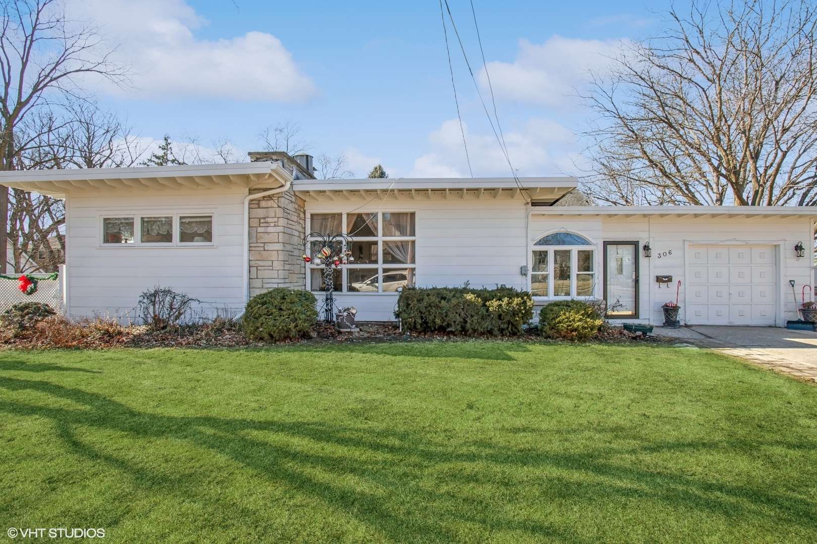 Wheaton, IL 60187,306 S Chase ST
