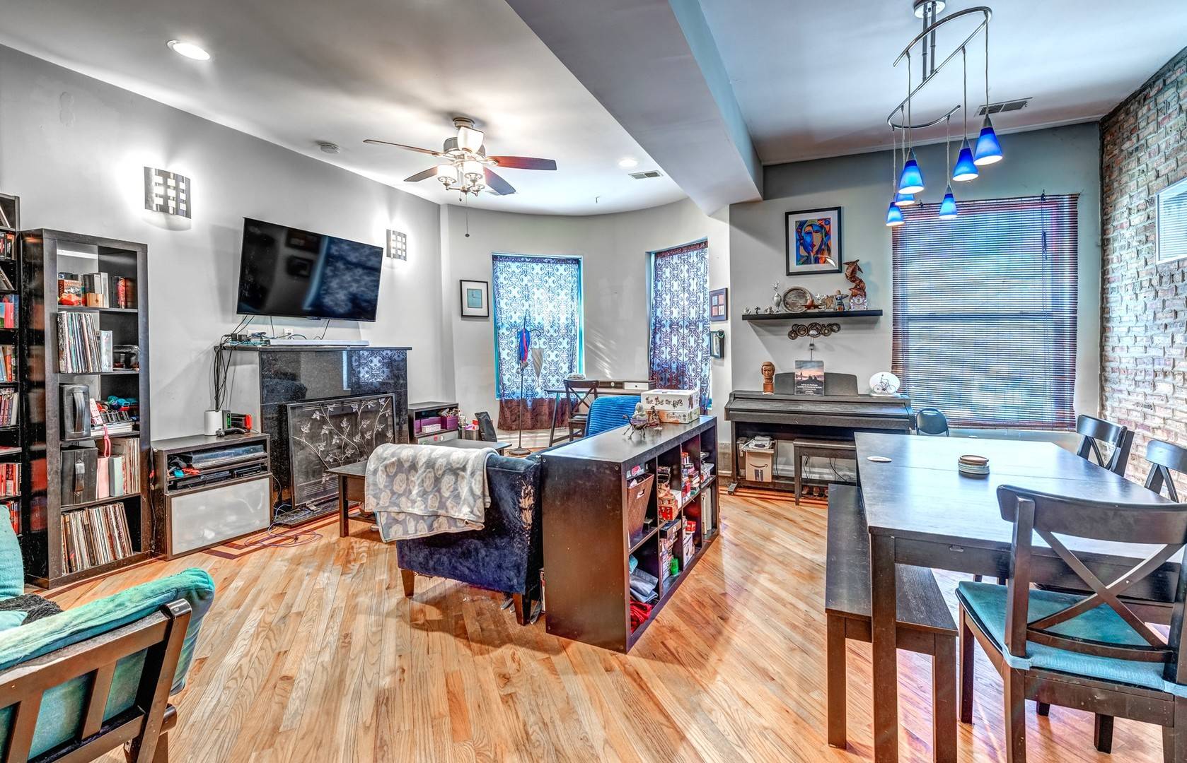 Chicago, IL 60653,4543 S PRAIRIE AVE #3S