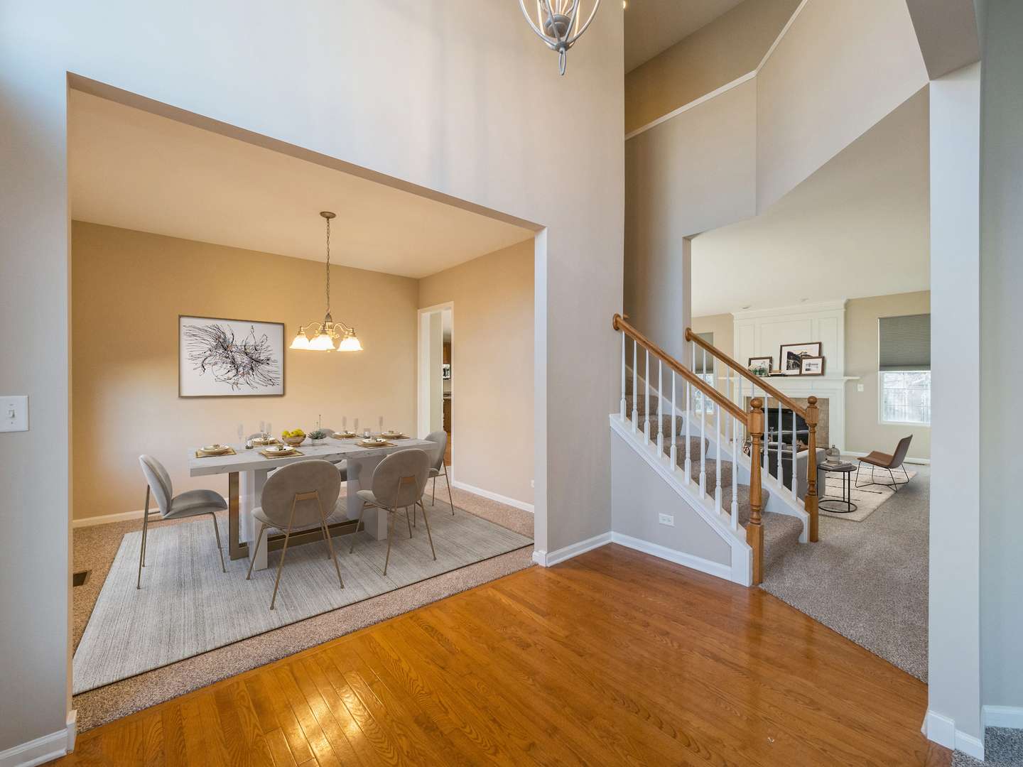 Carpentersville, IL 60110,2446 Woodside DR