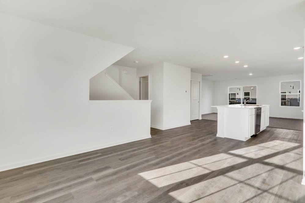Hampshire, IL 60140,815 Briar Glen CT
