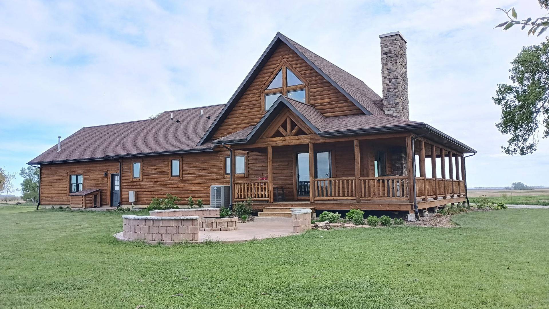 Buckley, IL 60918,163 E 800 North RD