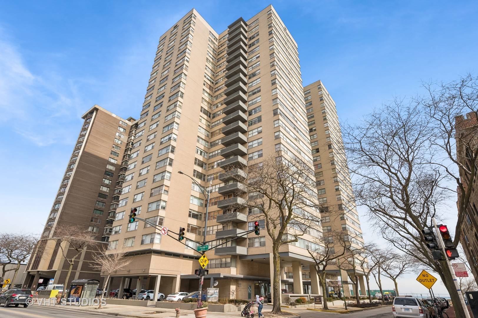Chicago, IL 60660,6301 N Sheridan RD #14N