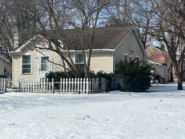 Zion, IL 60099,901 Wilson CT
