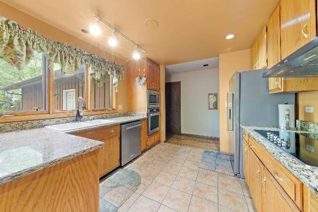 Olympia Fields, IL 60461,22 Strauss LN