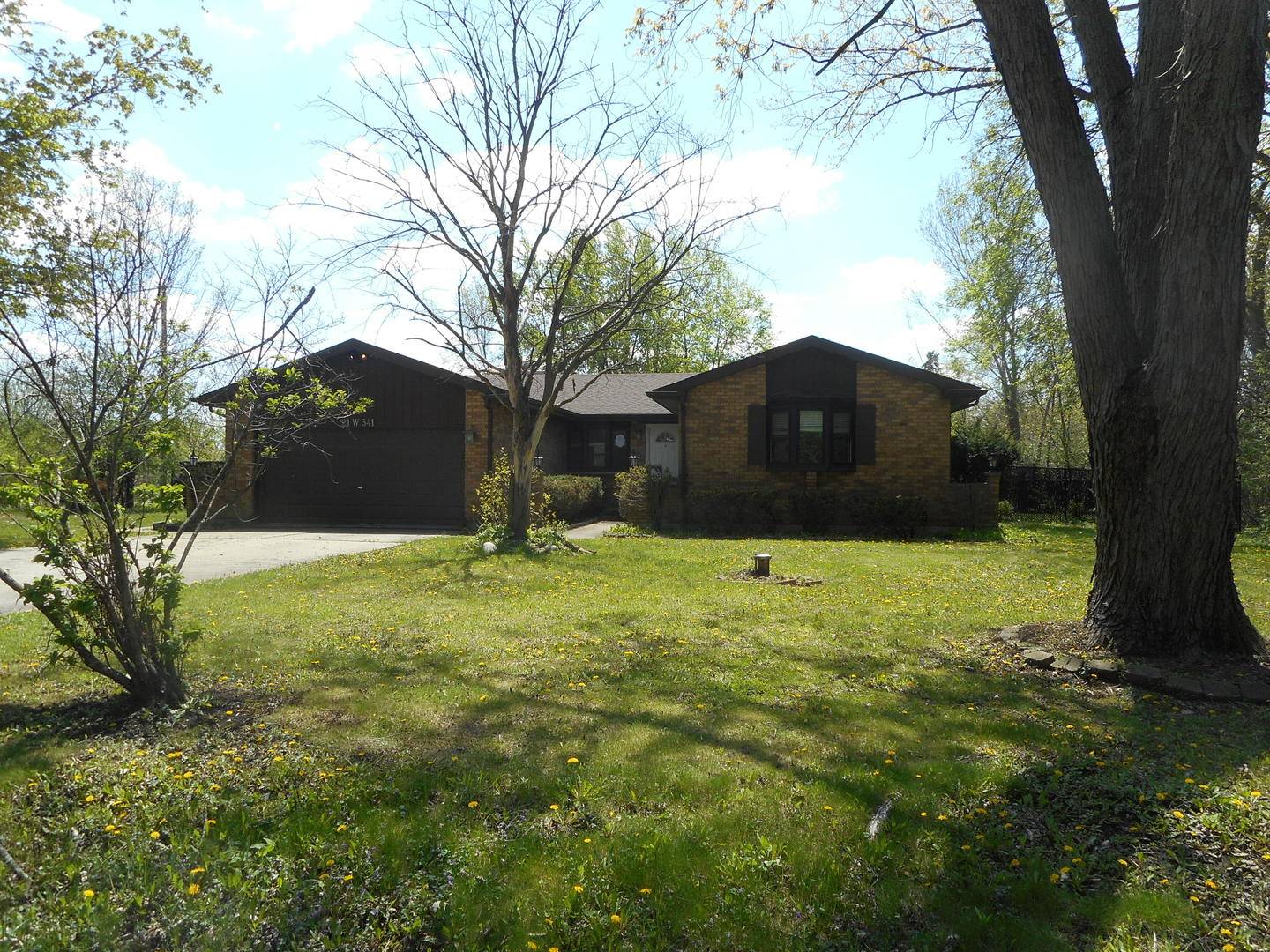 Lombard, IL 60148,21 Belden AVE