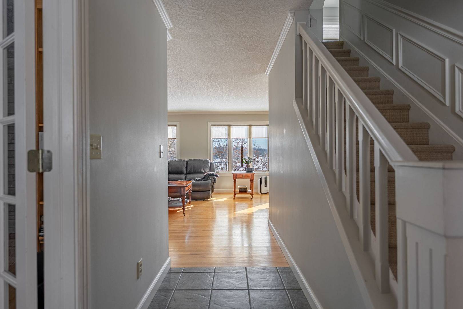 Dixon, IL 61021,447 SANGAMON LN