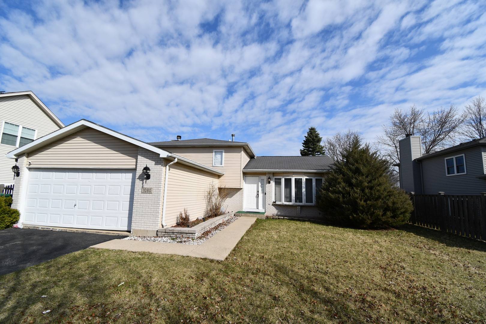 Romeoville, IL 60446,1080 Redondo DR