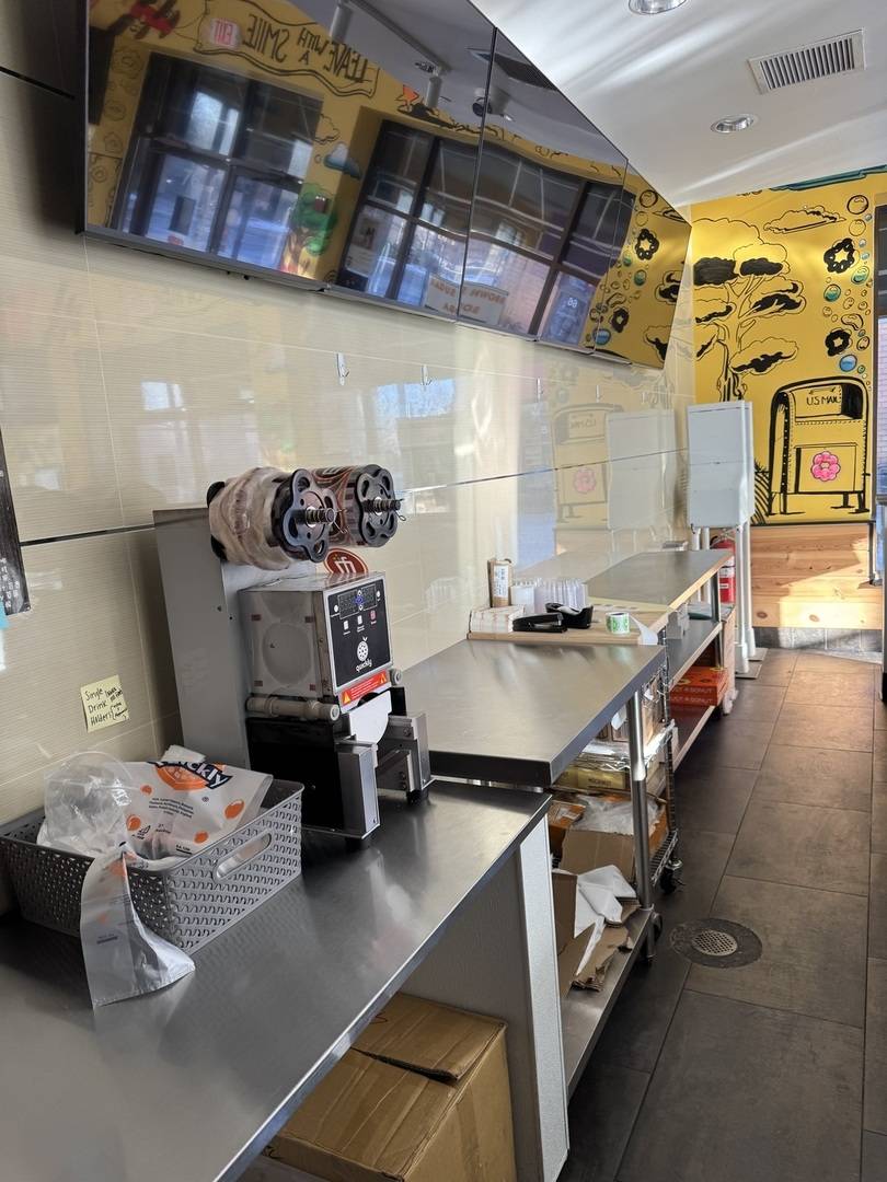 Arlington Heights, IL 60005,76 S Arlington Heights RD