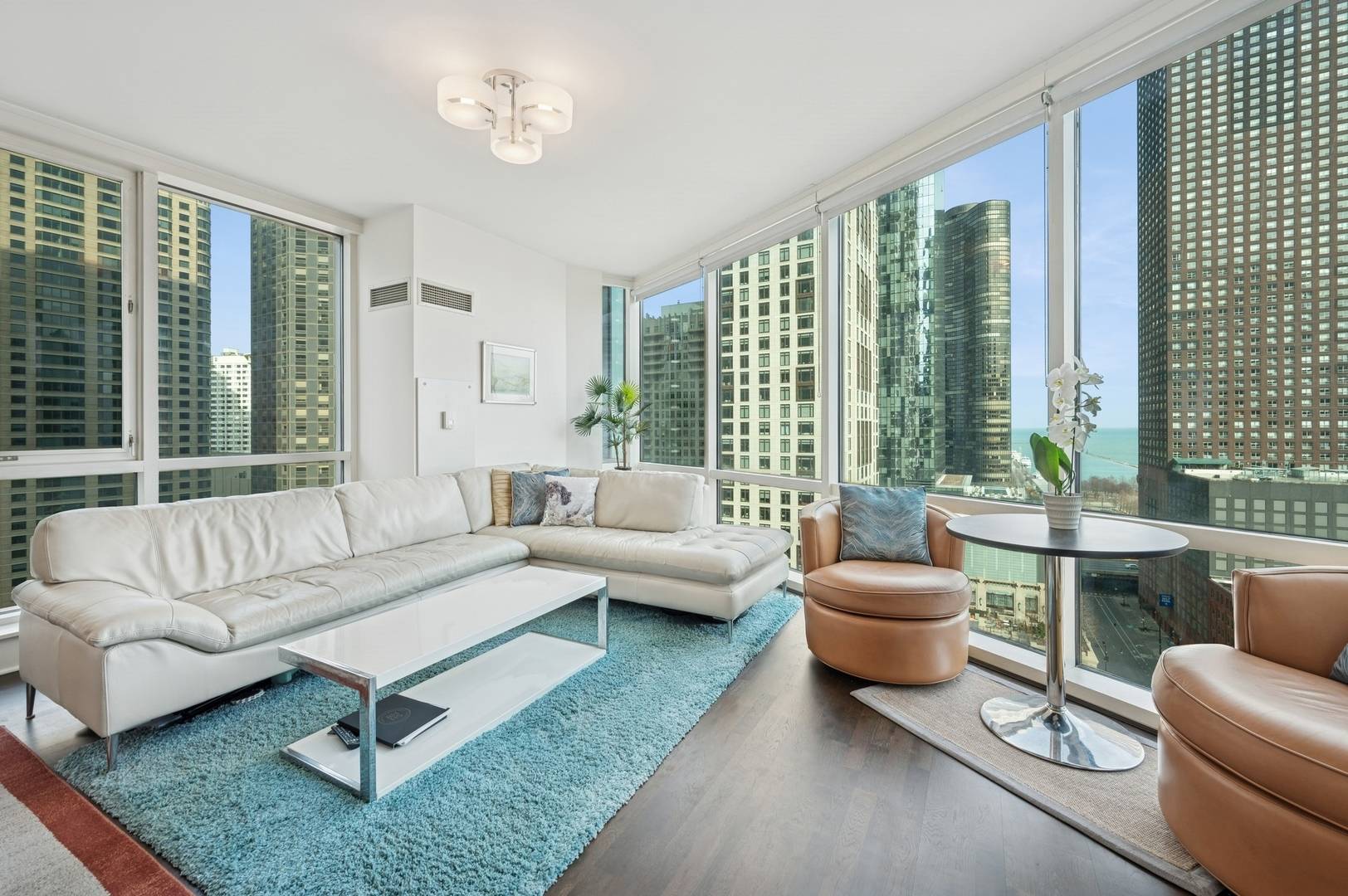 Chicago, IL 60611,505 N McClurg CT #1902
