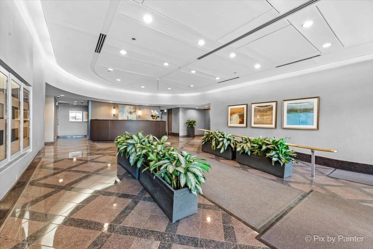 Chicago, IL 60611,480 N Mcclurg CT #909