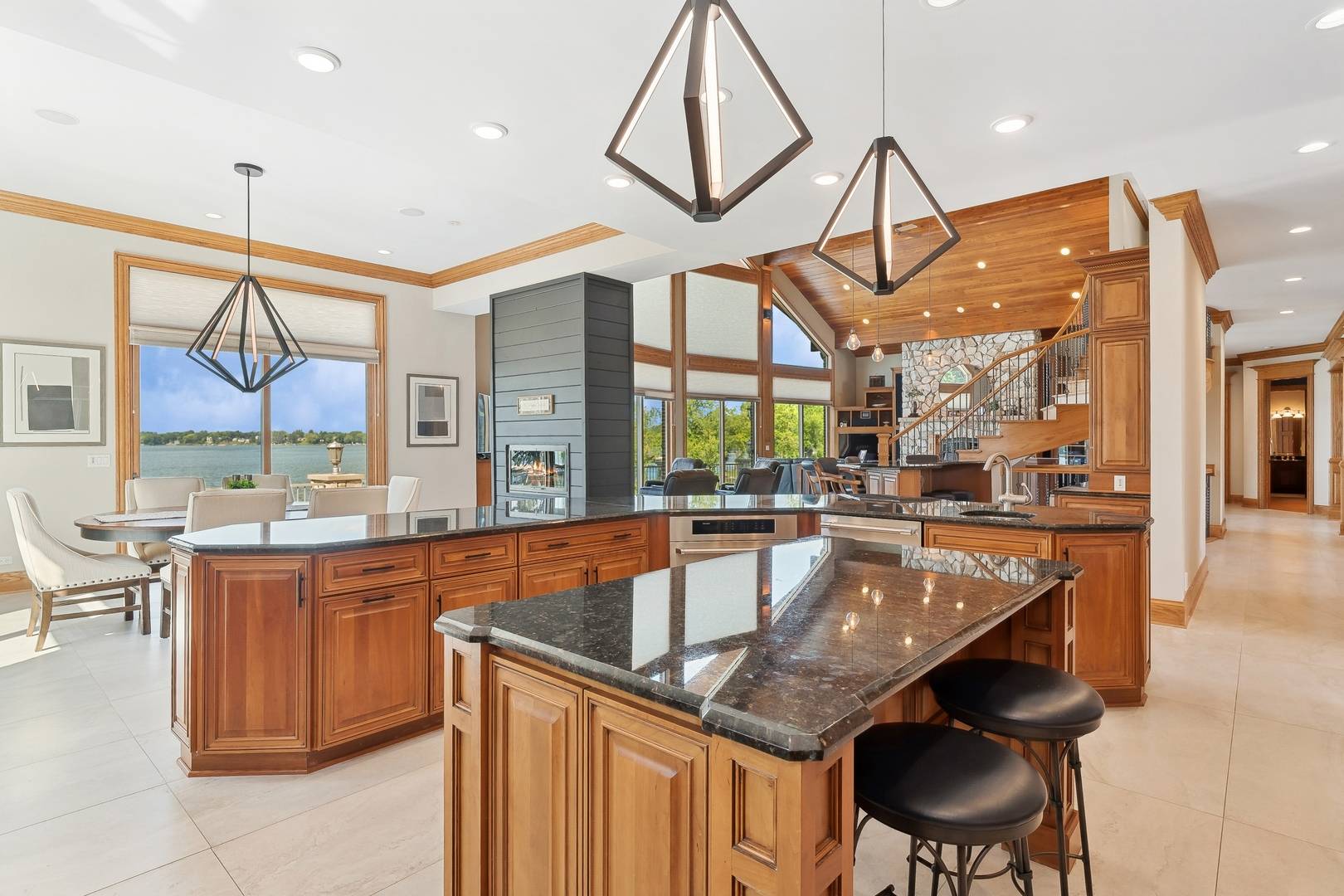 Lake Villa, IL 60046,25164 W SUNSET LN