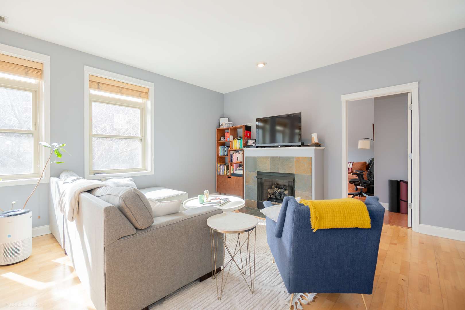 Chicago, IL 60647,2330 W St Paul AVE #203