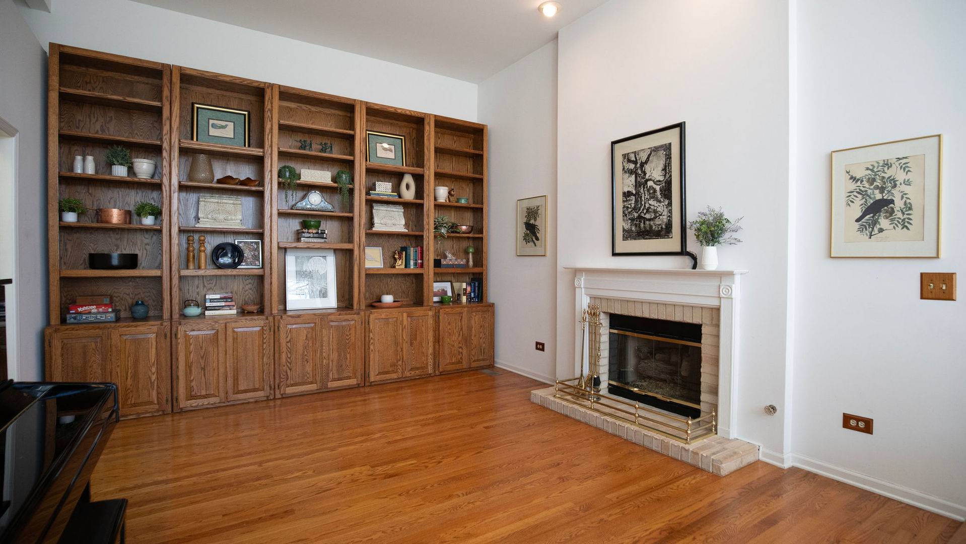 Glenview, IL 60026,2060 Norwich CT