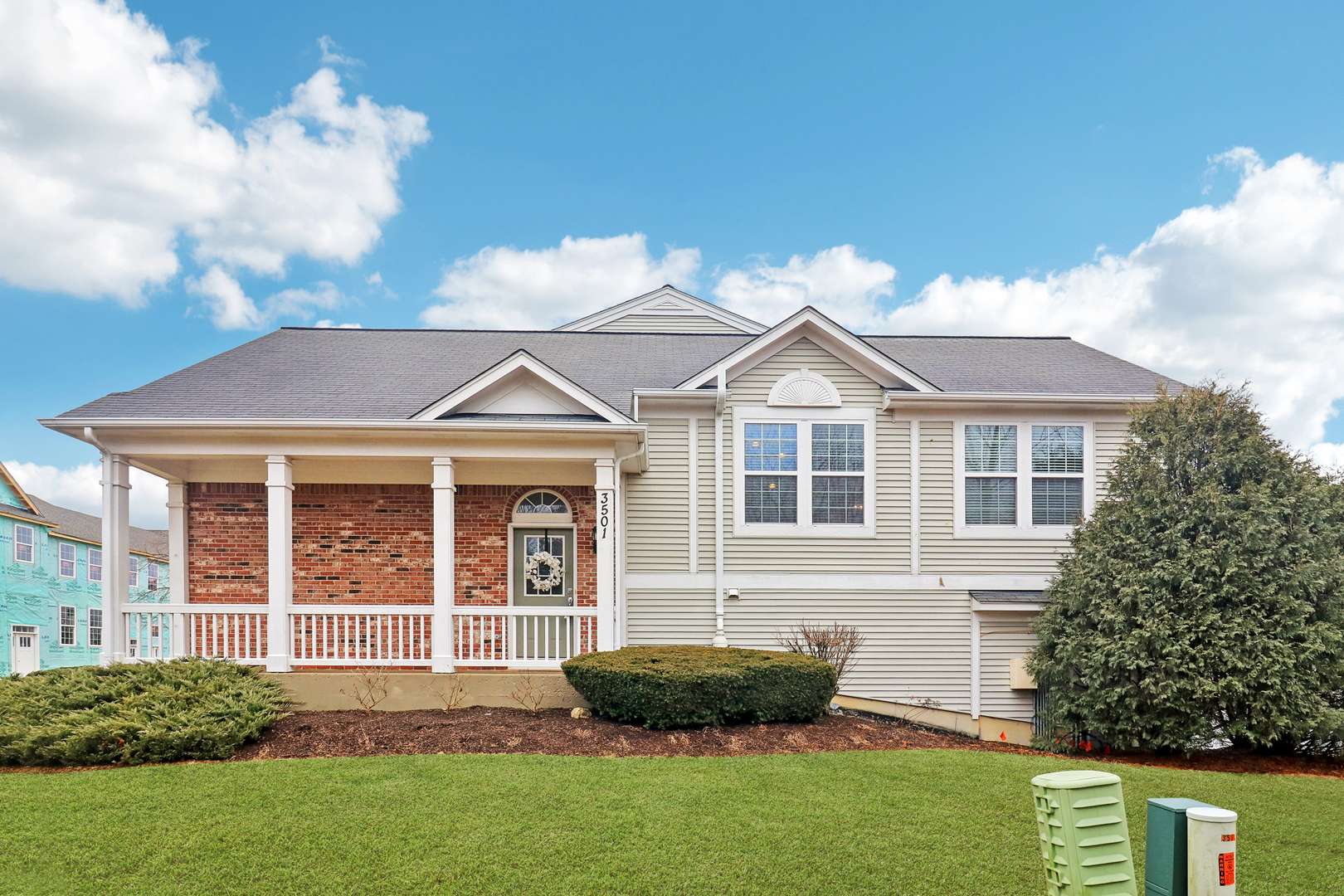 Lindenhurst, IL 60046,3501 Neubauer CIR