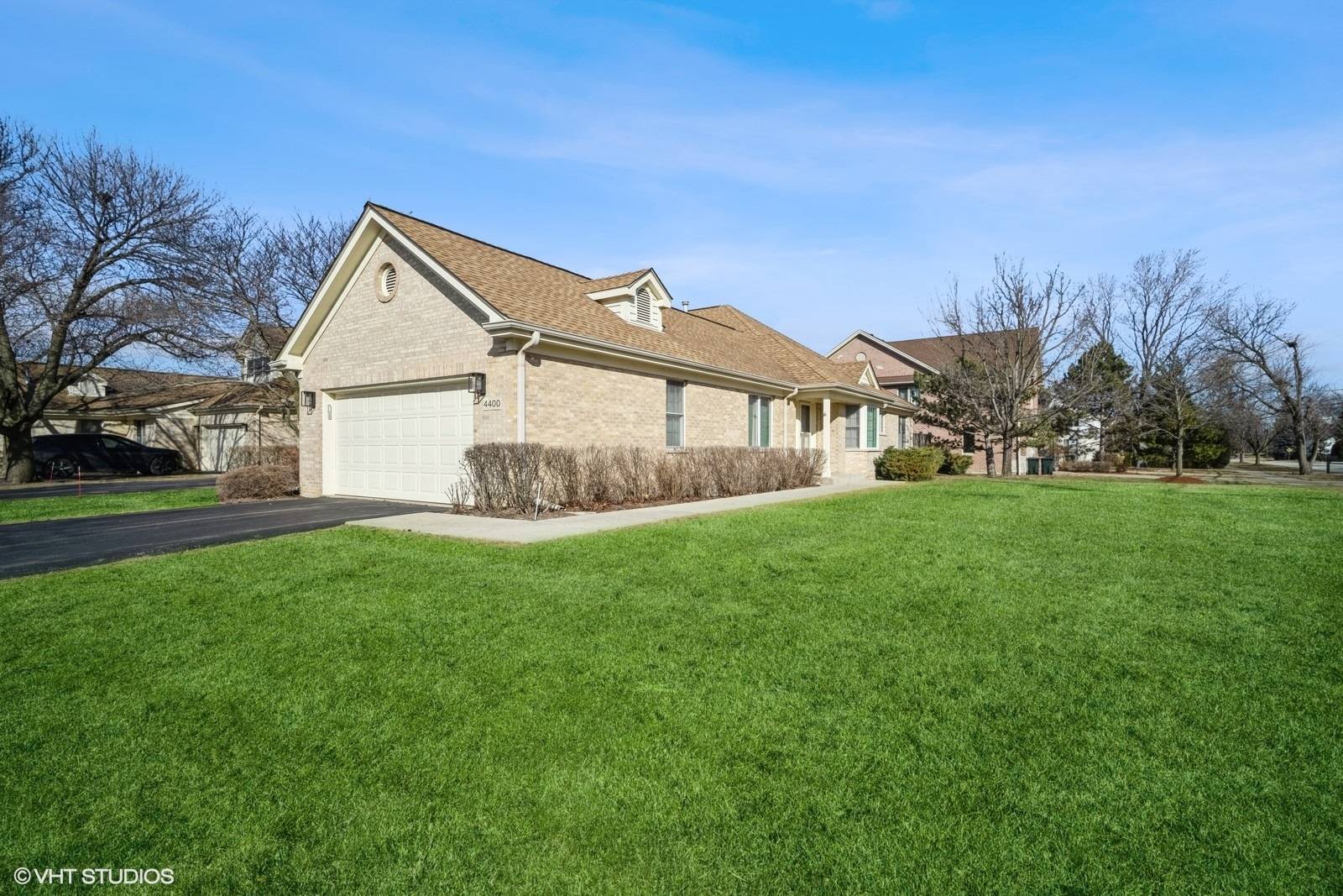 Glenview, IL 60026,4400 HAMMERSMITH LN #4400